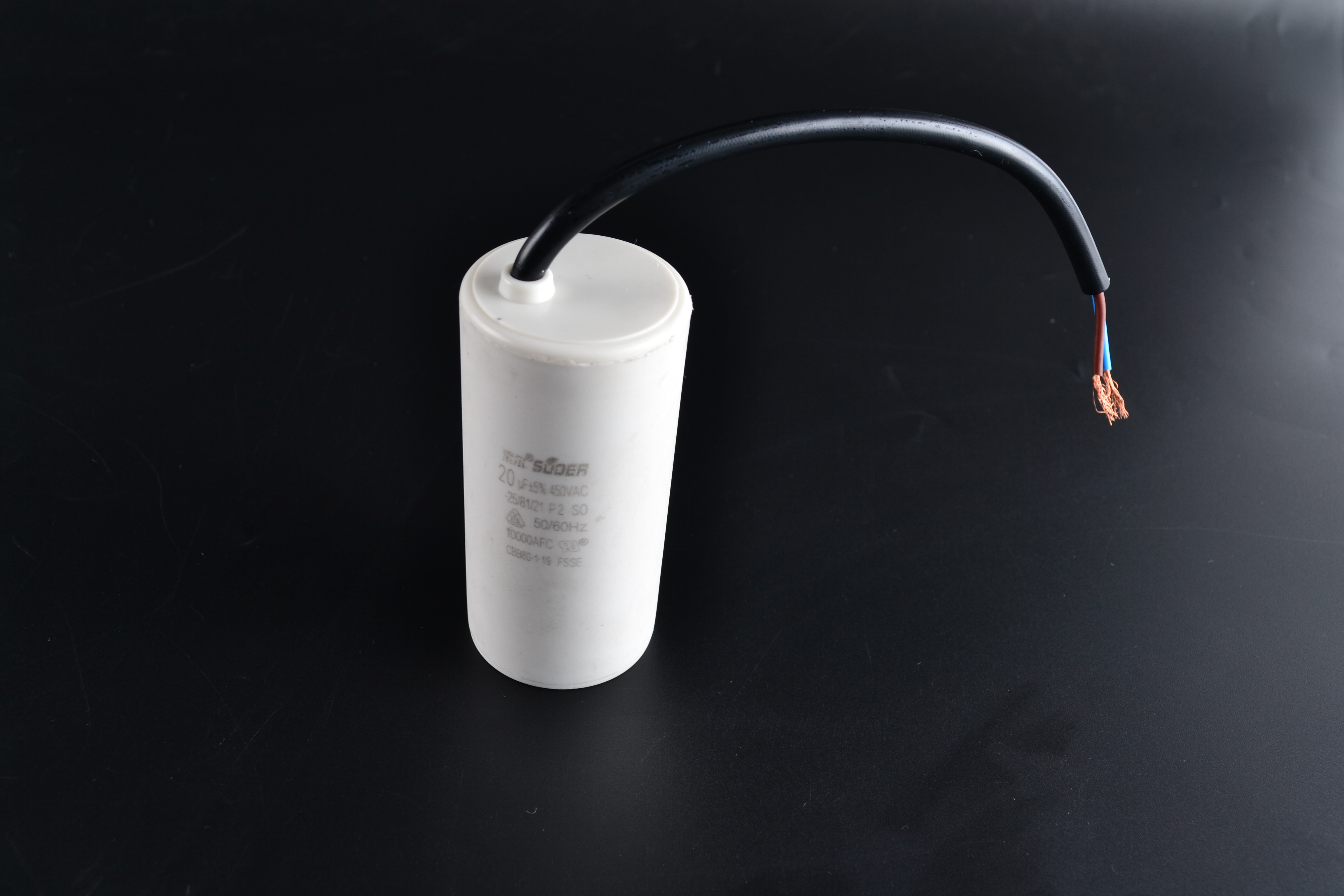 Capacitor -  B03040023