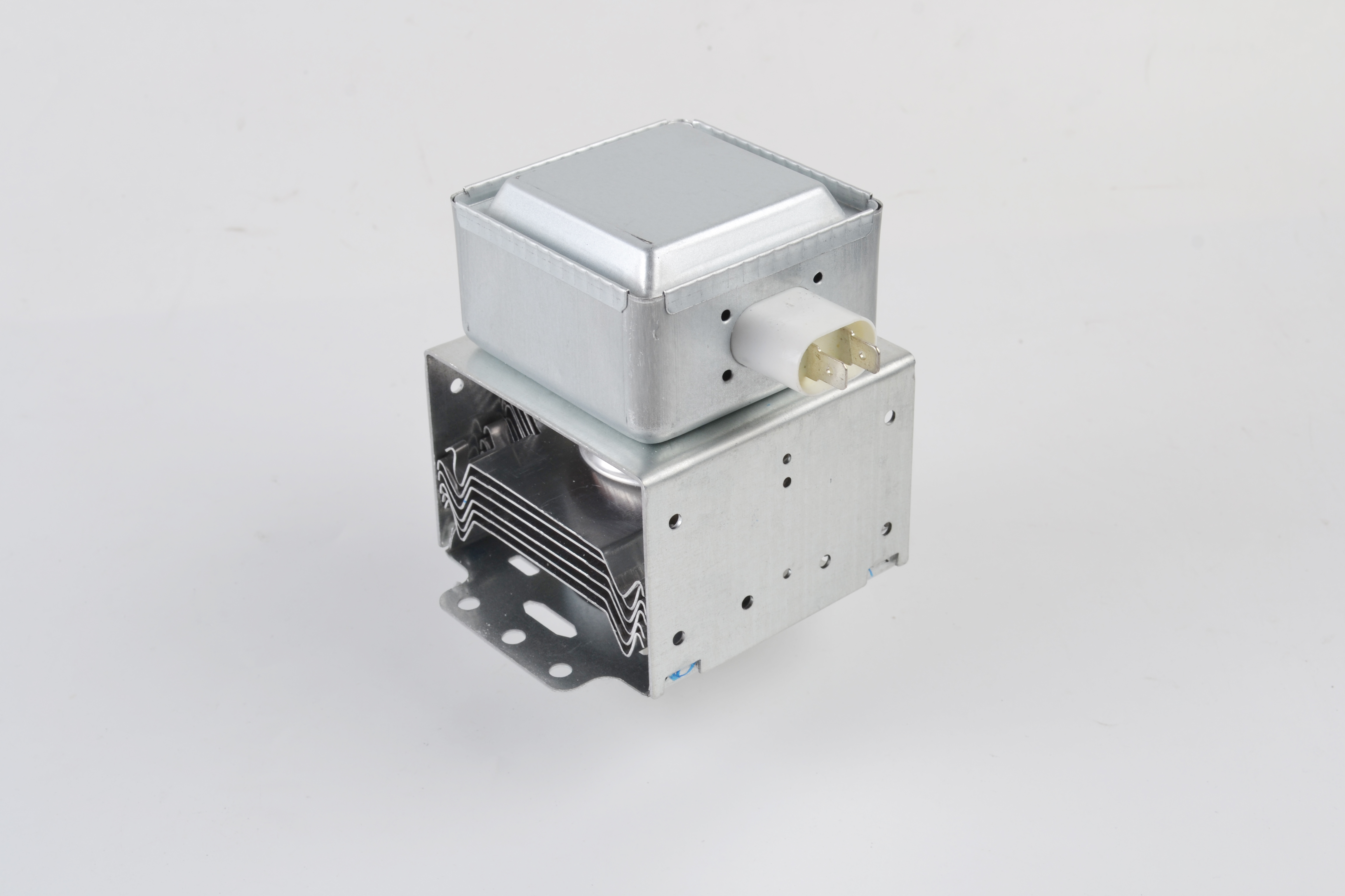 Magnetron - B11010021